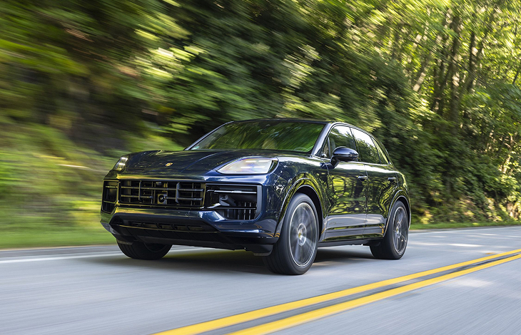 Porsche: Баланс между традициями и инновациями в автомобильной индустрии