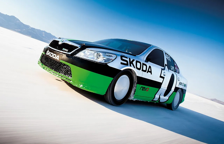 Чешский рекорд скорости: Как Skoda Octavia стала самой быстрой машиной в мире